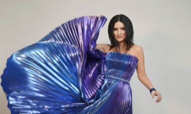 Laura Pausini conduce i Latin Grammy Awards