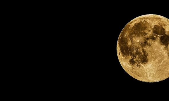I veri colori della Luna