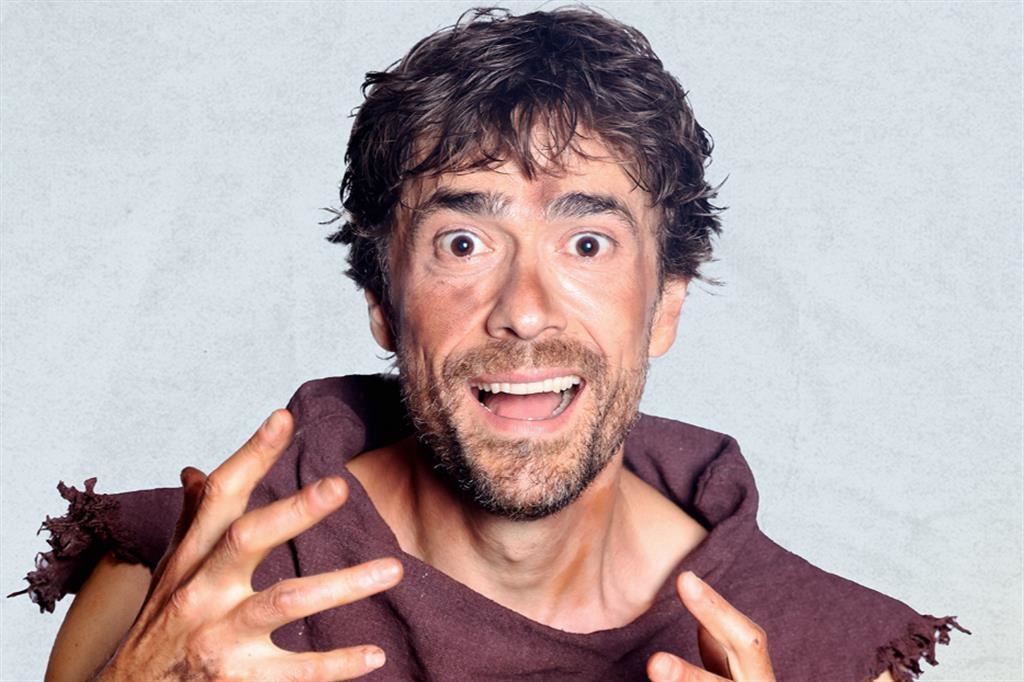 fra con scifoni in teatro
