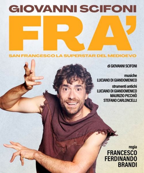 fra spettacolo a teatro